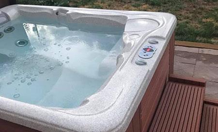 Hot tub and jacuzzi removal in Vero Beach